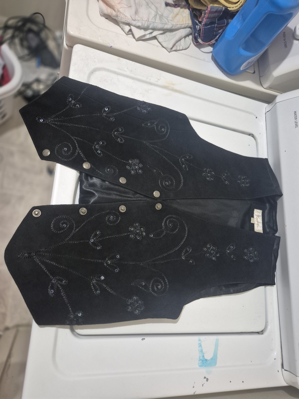 Source Unknown Black Embroidered Suede Vest - Picture 4 of 8